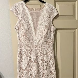 Floor length padded lace formal/wedding dress